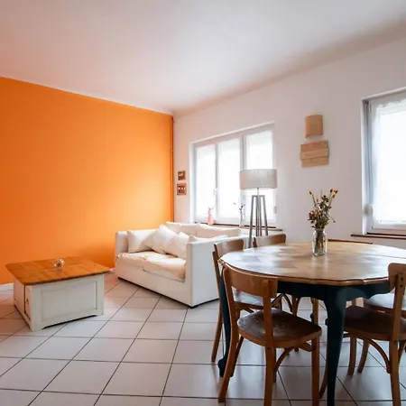 Family In Lille, Garden And Parking - 6/8p Holiday home *