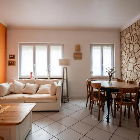 Family In Lille, Garden And Parking - 6/8p Lille